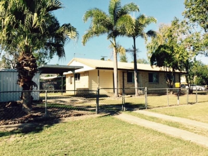 2 Price Avenue, Kawana QLD 4701